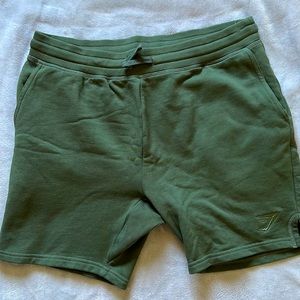 Gymshark compound shorts -green